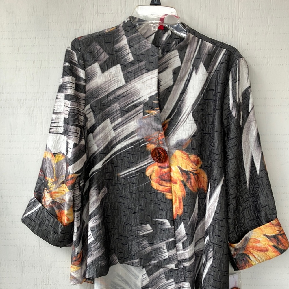 Edgy Asymmetry Hemline NWT Jacket Size M